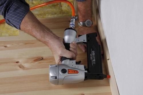 Preview: Tjep ST-15/50 Bradsnagler für Stahlbrads inkl. 2.400 Stahlbrads